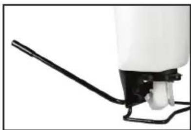 Chapin 63950 - INSTALLING THE PUMP HANDLE - 7