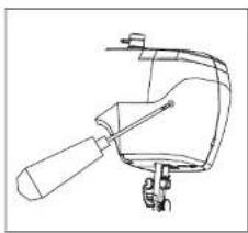 Essentiel B EMAC 1 - Remplacement de la lampe de couture - 2