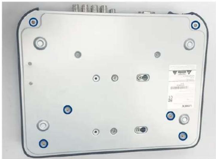 Lorex D881A81B - Pour retirer le disque dur : - 1