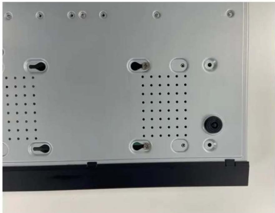Lorex N884A63B - Pour retirer le disque dur : - 2