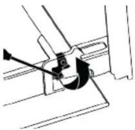 BEKO BBIMM13300XMPSE - Removing the oven door - 1