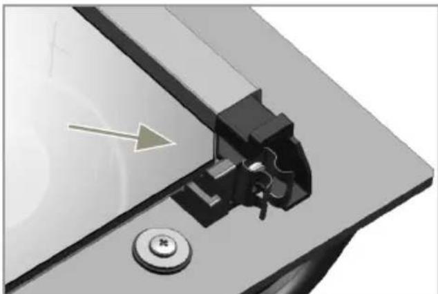 BEKO BBIMM13300XMPSE - Removing the Inner Glass of The Oven Door - 4