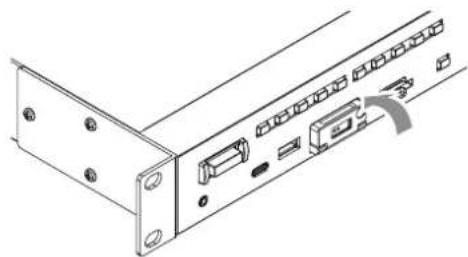 TASCAM MP-800U DAB - Den optional erhältlichen Bluetooth-Adapter anschließen - 3