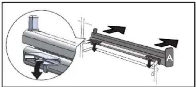 DE DIETRICH DOP4756W - INSTALLING AND REMOVING THE SLIDING RAILS - 4