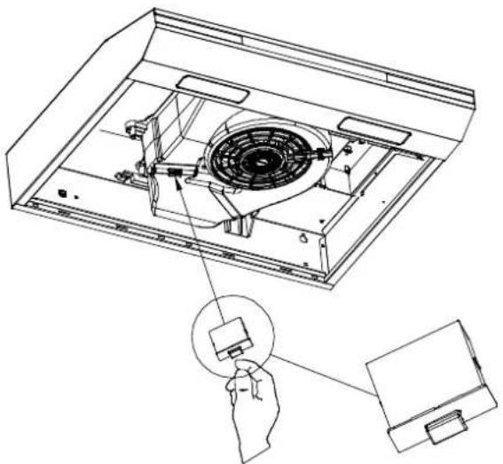 CIARRA CBCS6903D - Installation du filtre à charbon (Recirculation) : - 5