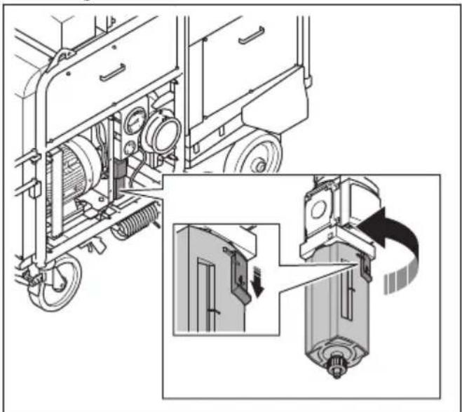 HUSQVARNA TF 334 - Nettoyage du filtre du séparateur d'eau - 2