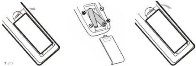 Essentiel B DVD Color - INSERTION DES PILES - 1