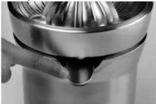 SAGE The Citrus Press Pro 800CPXL - MONTAGGIO DELLO SPREMIAGRUMI - 6