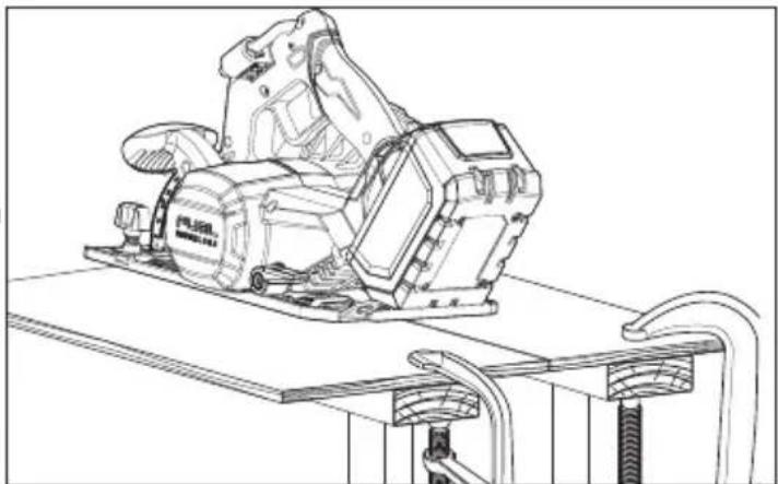 MILWAUKEE M18 FUEL 2834-20 - Cutting Large Panels - 1