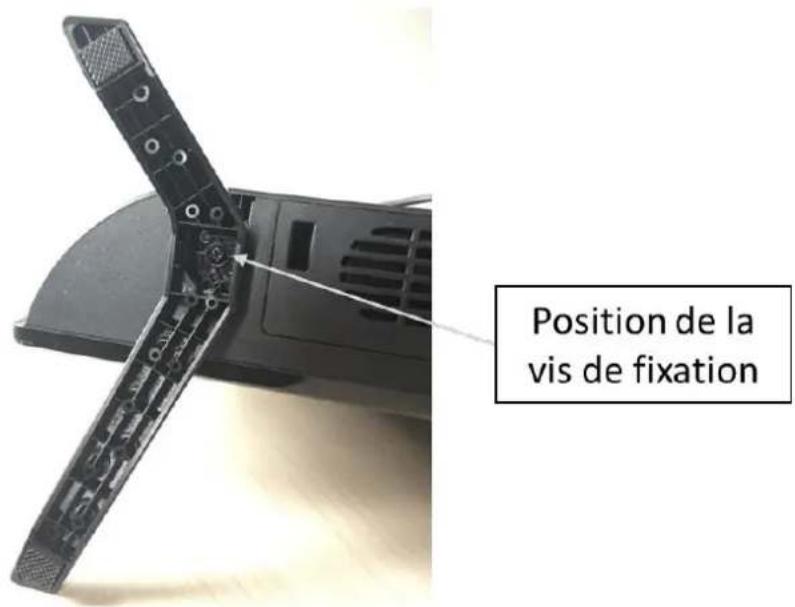 OCEANIC OCEALED39B6 - Installation des pieds - 1