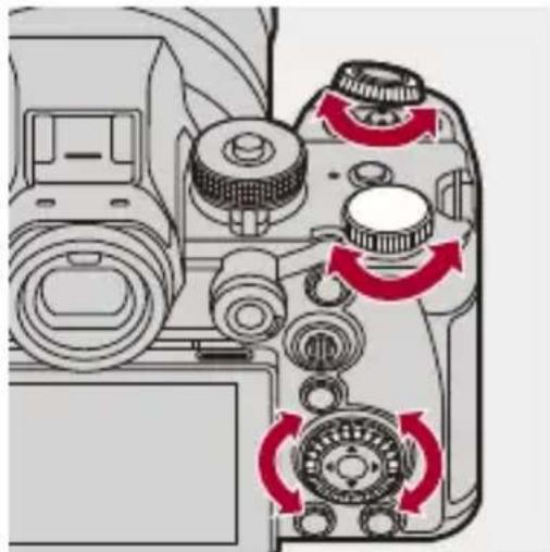 PANASONIC Lumix S1 II E - Sélectionnez la sensibilité ISO. - 3