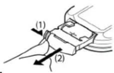 AFX CLUB-MATRIX - INSTALLING THE BATTERIES IN THE REMOTE CONTROL - 1