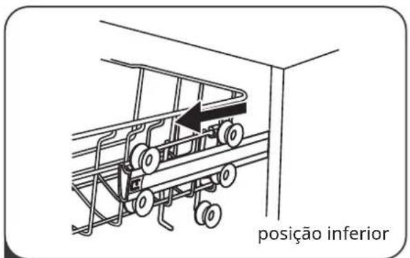 IKEA LAGAN 705.767.44 - Ajustar o cesto superior - 1