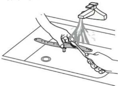 IKEA LAGAN 705.767.44 - Очищення розпилювачів - 3