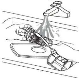 IKEA LAGAN 705.767.44 - Cleaning the filters - 3