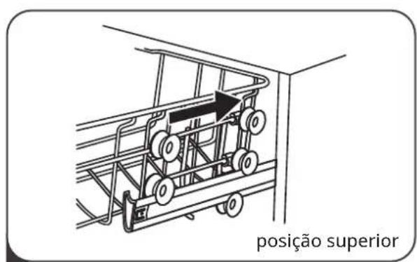 IKEA LAGAN 705.767.44 - Ajustar o cesto superior - 3