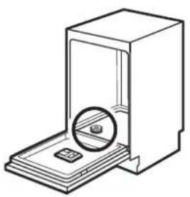 IKEA LAGAN 705.767.44 - Llenar el recipiente de sal - 2