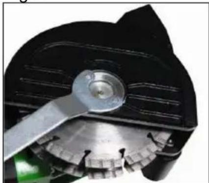 Eibenstock EMF 125.2 - Pre-selection of the Cutting Depth - 2