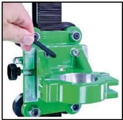 Eibenstock DSE 162 - Montage Maschinenhalter - 1