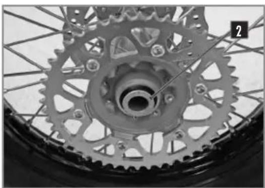 Sherco ENDURO 450-500 SEF (2026) - REINSTALLING THE REAR WHEEL - 2