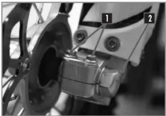Sherco ENDURO 450-500 SEF (2026) - DÉMONTAGE DE LA ROUE AVANT - 1