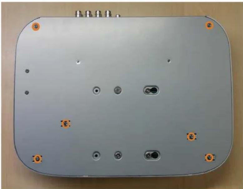 Lorex D241A81B - Pour installer un nouveau disque dur : - 2