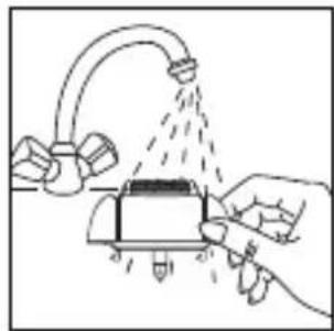 ROWENTA Fresh Extreme EP7244 - - Cleaning the epilator head - 8