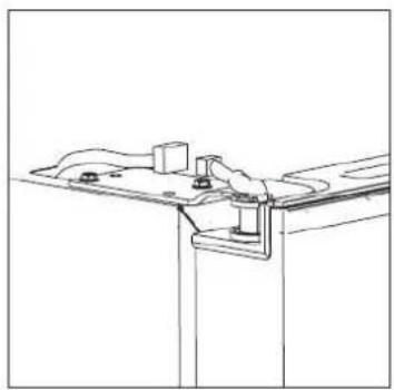 INDESIT INGF 6441 XP4UK - Retrait des poignées - 4