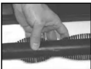 ADVANCE Spectrum 15D - CHANGING OR CLEANING OF THE BRUSH - 3