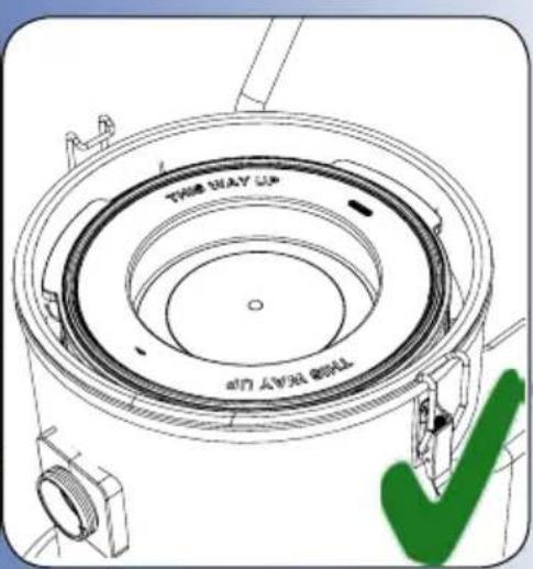 NaceCare Solutions CV 570 - Cleaning the machine - Reinigung der Maschine Nettoyage de la machine - De machine reinigen - 4
