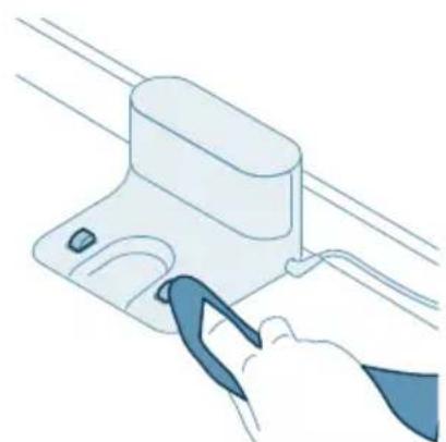 PHILIPS HomeRun 5000 XU5000 - Curățarea senzorilor, a punctelor de contact și a ferestre i semnalului IR - 2