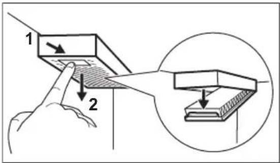 ELECTROLUX IK2590BNR - Remplacement du filtre à air - 1