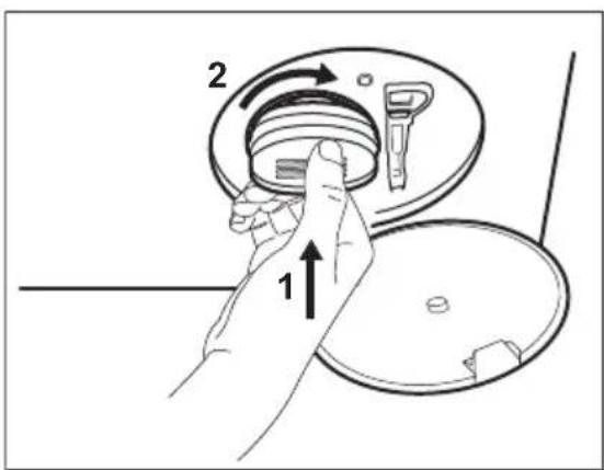 ELECTROLUX WAGL4E5R0 - Proceed as described in following diagrams to clean the pump filter: - 7