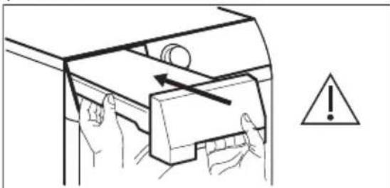 ELECTROLUX EDI7496GW - Emptying the water container - 3