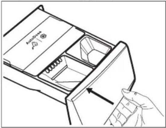 ELECTROLUX SensiCare 600 EFI6394ADG - Ajout manuel du produit de lavage et des additifs - 8