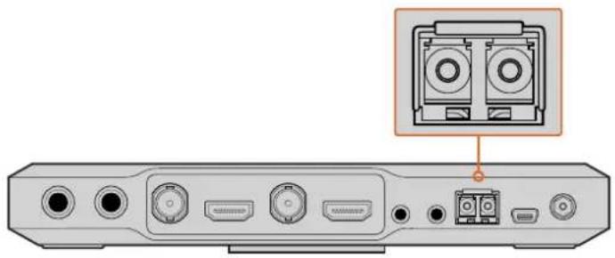 Blackmagic Design ATEM Microphone Converter - Verbindungen via Glasfaserkabel herstellen - 1