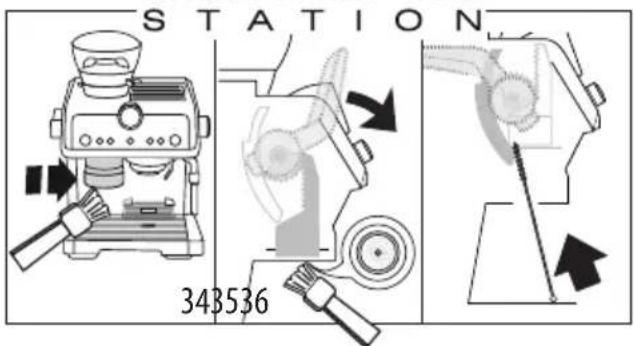 DELONGHI La Specialista Opera EC9555M - Cleaning the "Smart tamping station" - 1