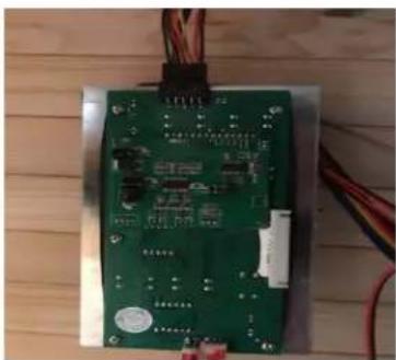 WESTINGHOUSE WES43-1700 - Installing the roof panel - 4