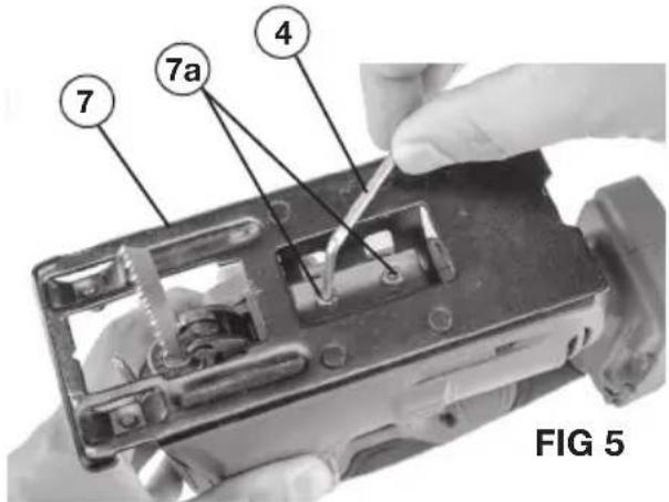 Genesis GLJS20B - AJUSTE DE LA BASE PARA CORTES EN ÁNGULO (FIG 5 Y FIG 6) - 1