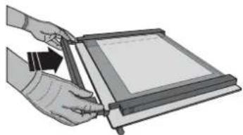 BLAUPUNKT 5B40P0260 - REINIGUNG DER GLASSCHEIBE DER TÜR - 4