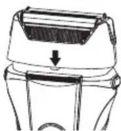BEURER HR 7000 - Cleaning the triple-blade shaving system under running water - 3