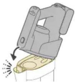 PHILIPS 9000 Series AquaTrio XW9465 - Membersihkan filter inlet motor - 3