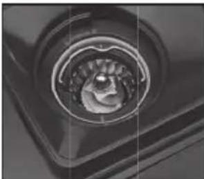CUISINART Espresso Bar EM640E - Cleaning the Burr Grinder - 1