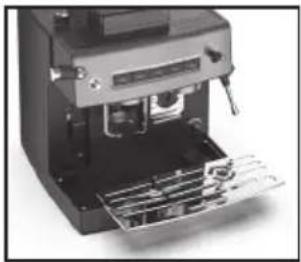 CUISINART Espresso Bar EM640E - Reinigung des Gehäuses und der Tassenwärmplatte - 1