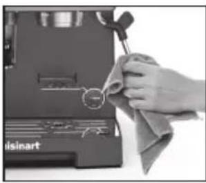 CUISINART Espresso Bar EM640E - WICHTIG! Achten Sie darauf, die Milch nicht zum Kochen zu bringen. - 1