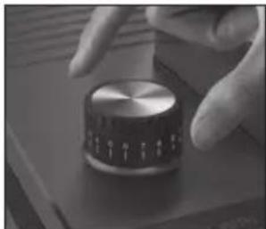 CUISINART Espresso Bar EM640E - Setting up the Grinder - 3