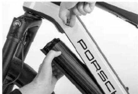 PORSCHE eBike Sport - Démontage de la batterie de transmission - 2