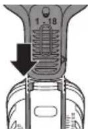 PHILIPS Multigroom QG3347 - Desconexión y conexión de los peines-guía - 2
