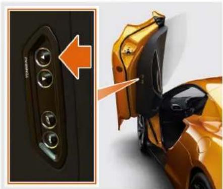 McLaren P16 (2025) - Avant de prendre le volant Ouverture et fermeture - 1
