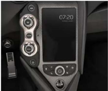 McLaren 720S (2021) - Commandes système - 1